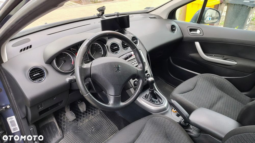 Peugeot 308 120 VTi Family - 13