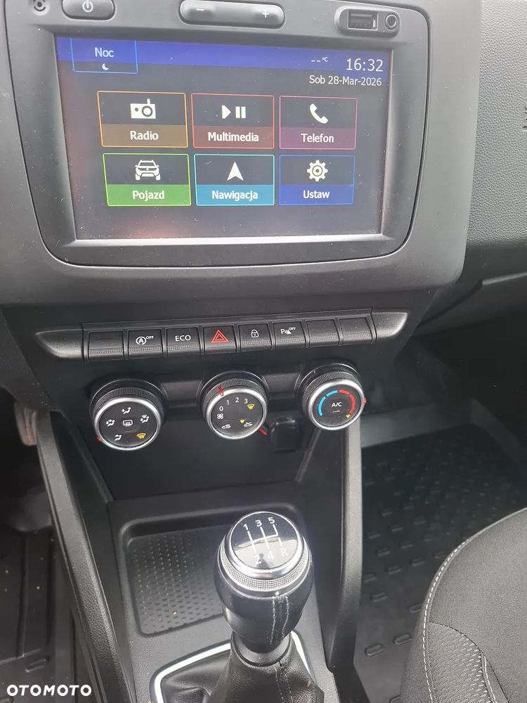 Dacia Duster 1.6 SCe Urban Explorer S&S - 19