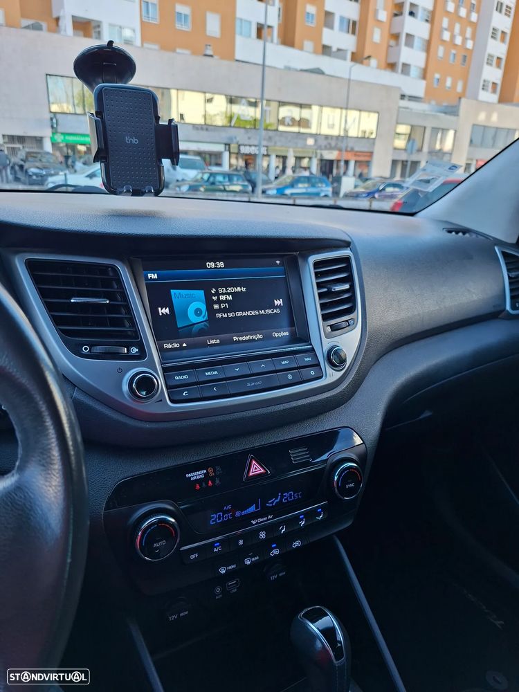 Hyundai Tucson 1.7 CRDi Executive DCT - 9