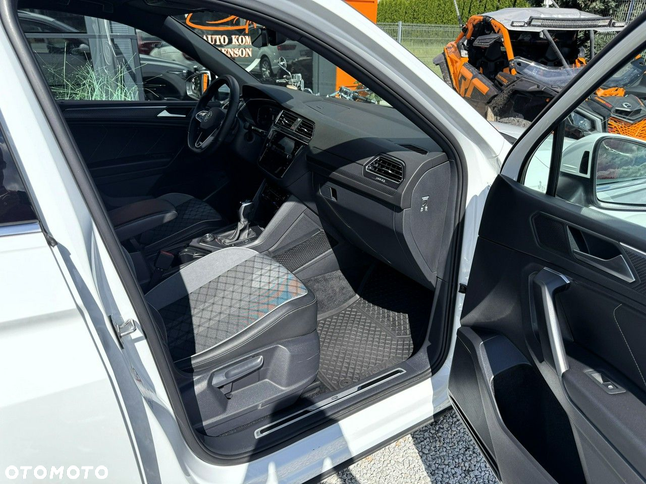 Volkswagen Tiguan Allspace 2.0 TSI 4Mot R-Line DSG - 24