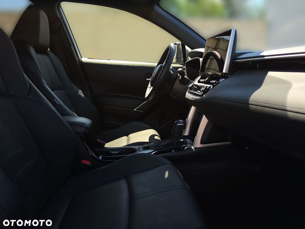 Toyota Corolla Cross 2.0 Hybrid Executive - 24