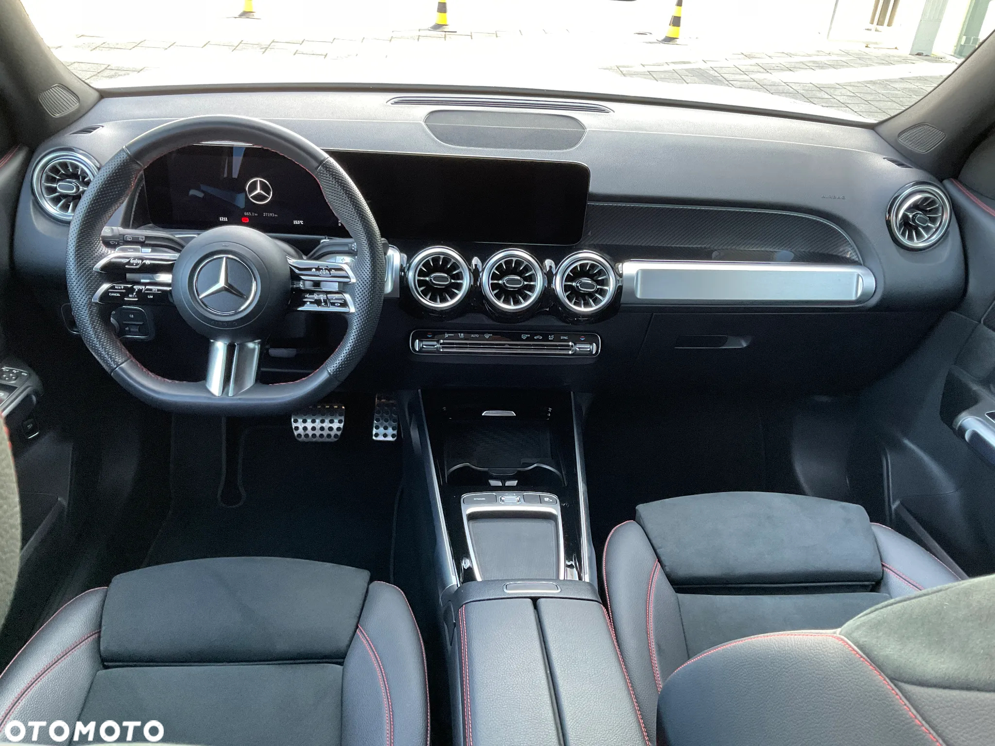 Mercedes-Benz GLB 200 d AMG Line 8G-DCT - 12
