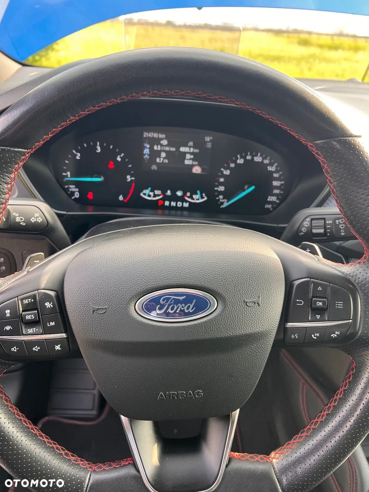 Ford Focus - 11