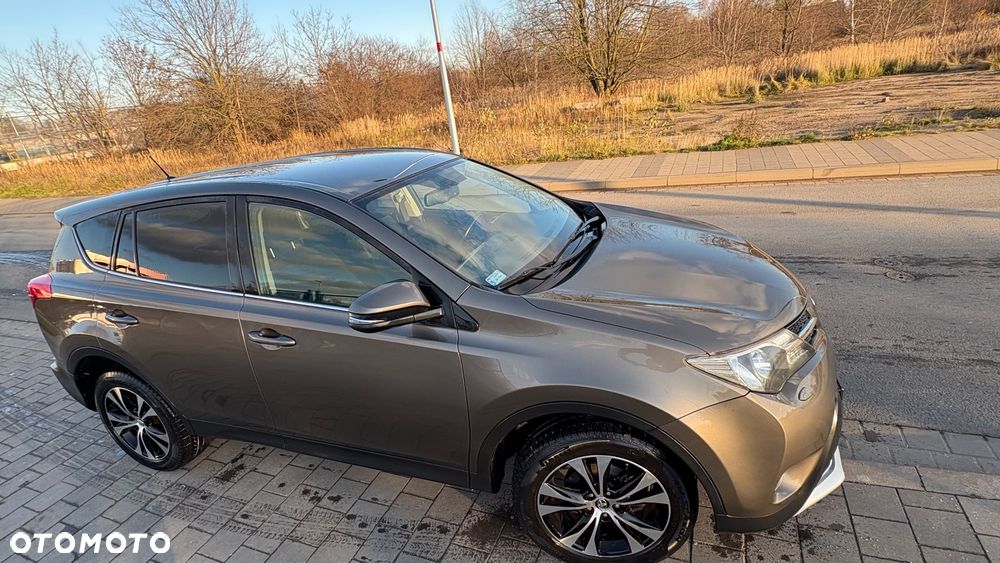 Toyota RAV4 2.0 D-4D Premium 4x2 - 5