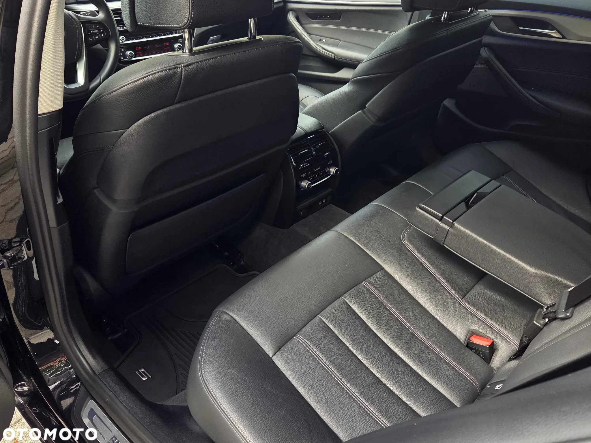 BMW Seria 5 530i xDrive - 22