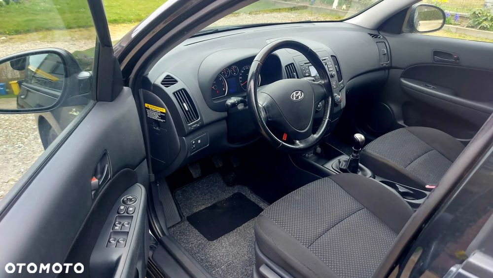 Hyundai i30 i30cw 1.4 FIFA WM Edition - 15