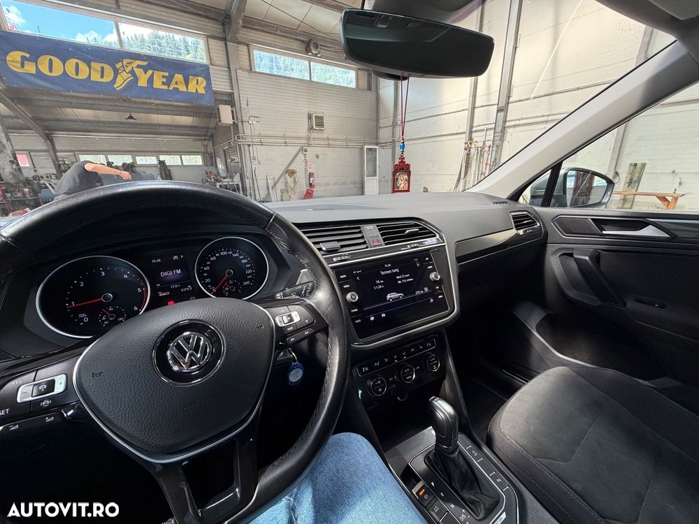 Volkswagen Tiguan 2.0 TDI 4Mot DSG Comfortline - 11