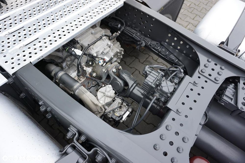 Mercedes-Benz ACTROS / 1851 / E 6 / MP 5 / ACC / MEGA / LOW DECK / RETARDER / BIG SPACE - 24