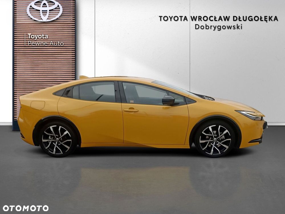 Toyota Prius - 8