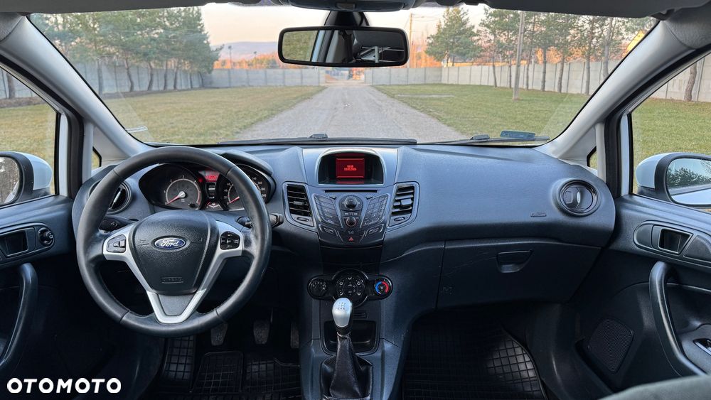 Ford FIESTA - 26