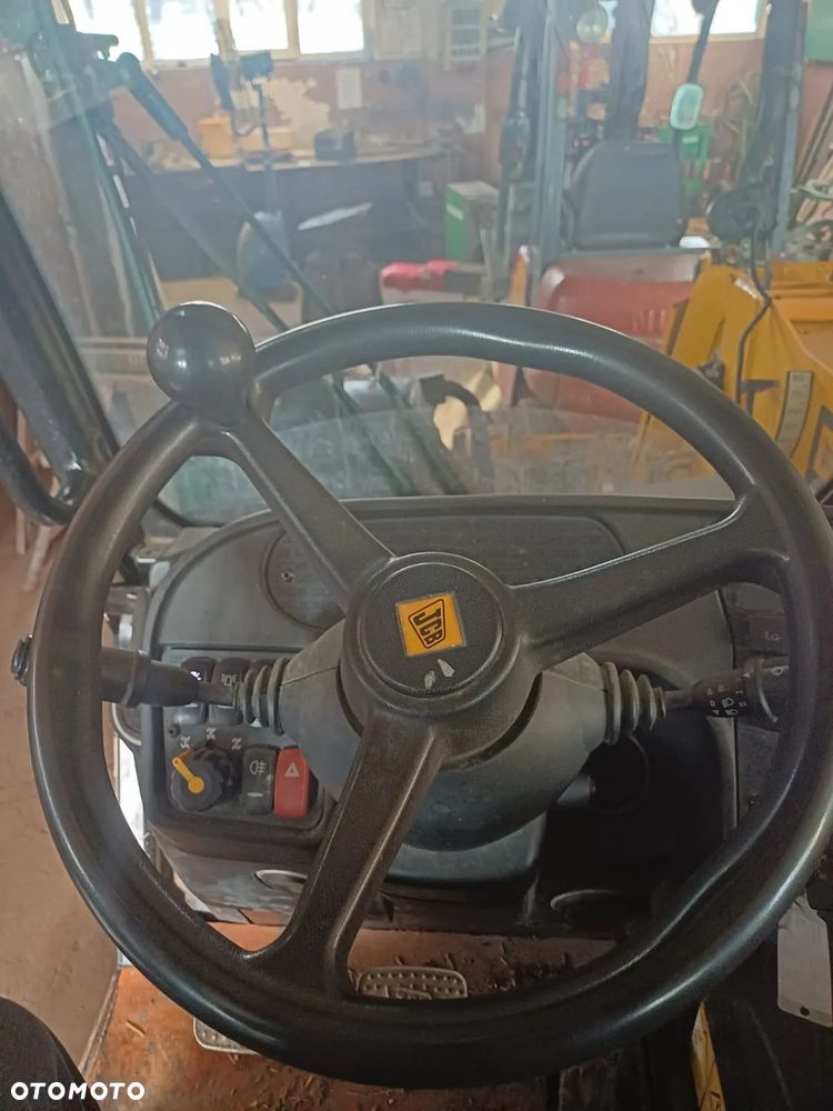 JCB 541-70 AGRISUPER - 9