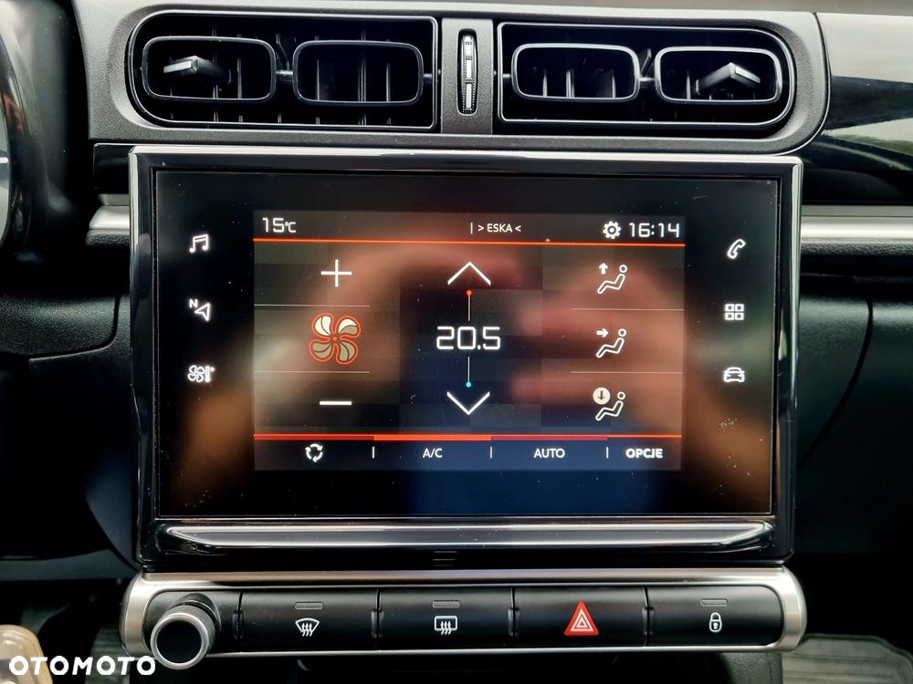 Citroën C3 1.2 PureTech Shine - 21