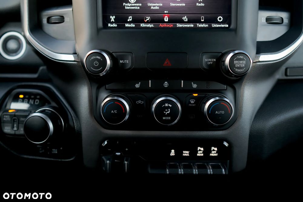 RAM 1500 5.7 Crew Cab Shortbed Bighorn Chrome - 26