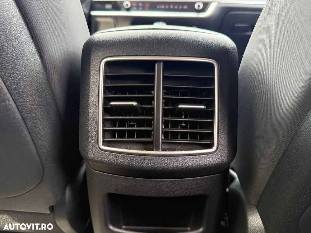 Kia Sportage 1.6 T-GDI MHEV 6MT 4x2 Style - 33