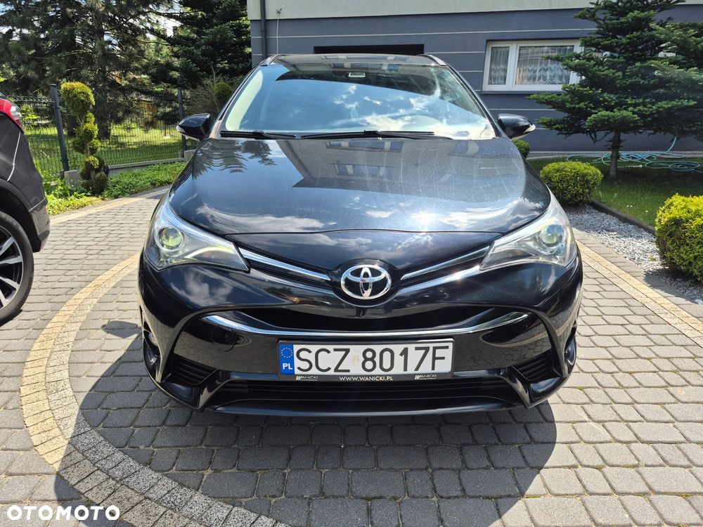 Toyota Avensis 1.8 Business Edition - 1