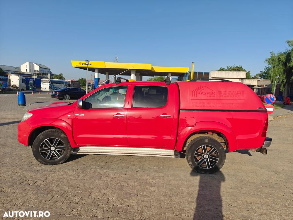 Toyota Hilux - 7
