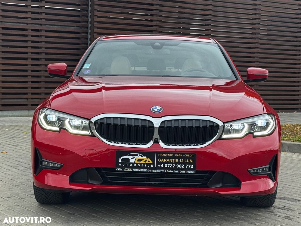 BMW Seria 3 330e xDrive Aut. Luxury Line - 2