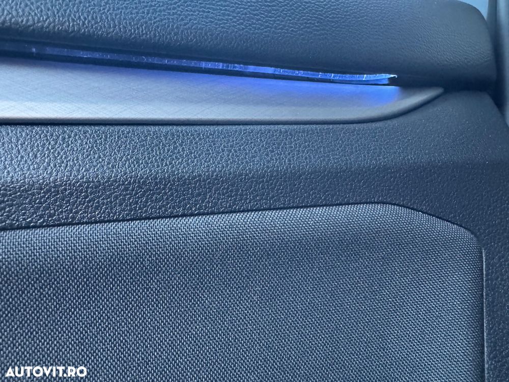 Volkswagen Golf 2.0 TDI DSG Life - 14