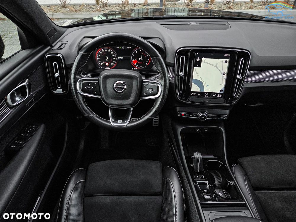 Volvo XC 40 B5 B AWD Geartronic RDesign - 25