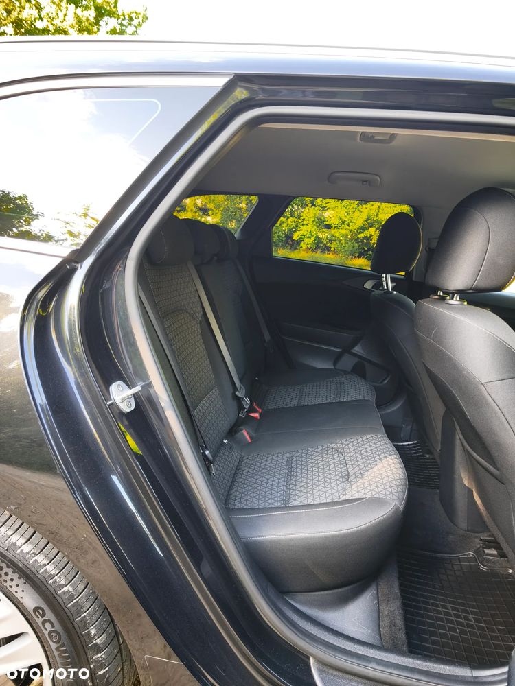Kia Ceed 1.6 CRDi SCR M - 16