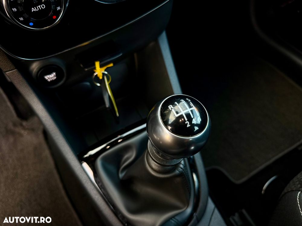 Renault Clio ENERGY TCe 120 INTENS - 22