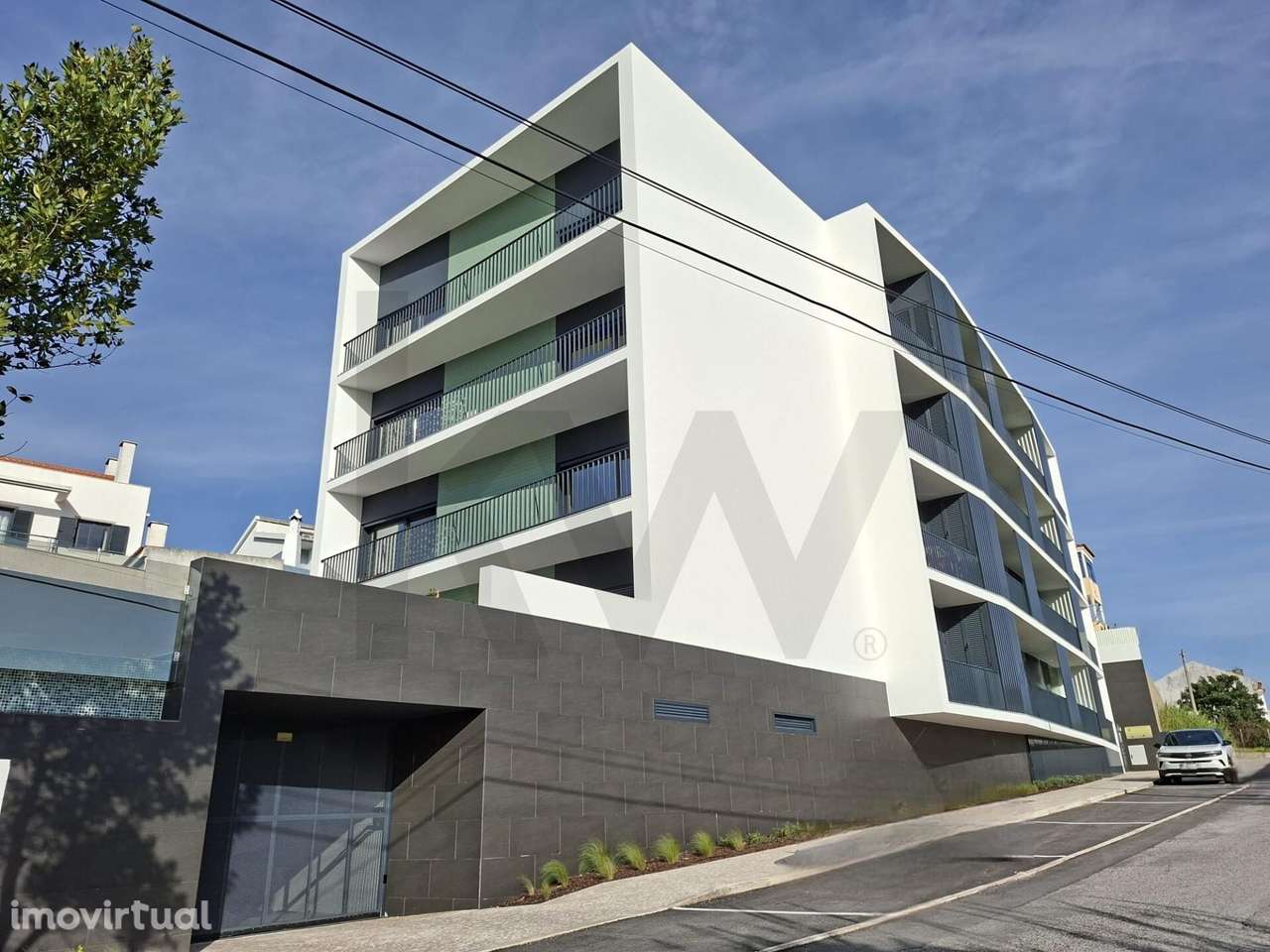 Apartamento T2 em Condomínio privado com Varandas, Piscina e Ginásio | - Grande imagem: 3/42