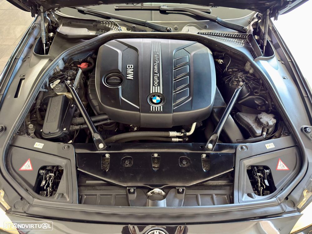 BMW 525 d xDrive Pack M Auto - 29
