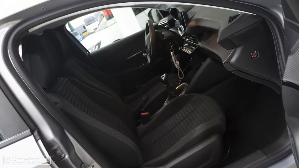 Peugeot 208 1.2 PureTech Active - 13