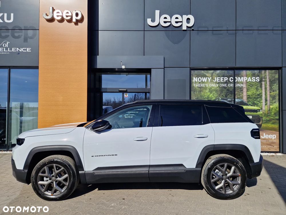 Jeep Compass 1.2 T3 mHEV First Edition FWD DCT - 9