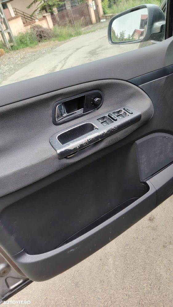 Volkswagen Sharan - 11