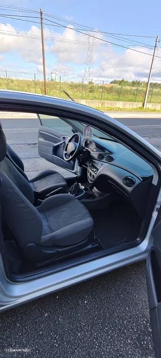 Ford Focus 1.8 TDCi Trend - 2