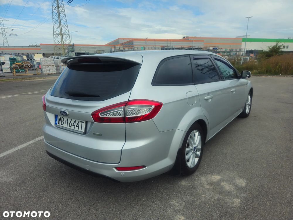 Ford Mondeo - 4
