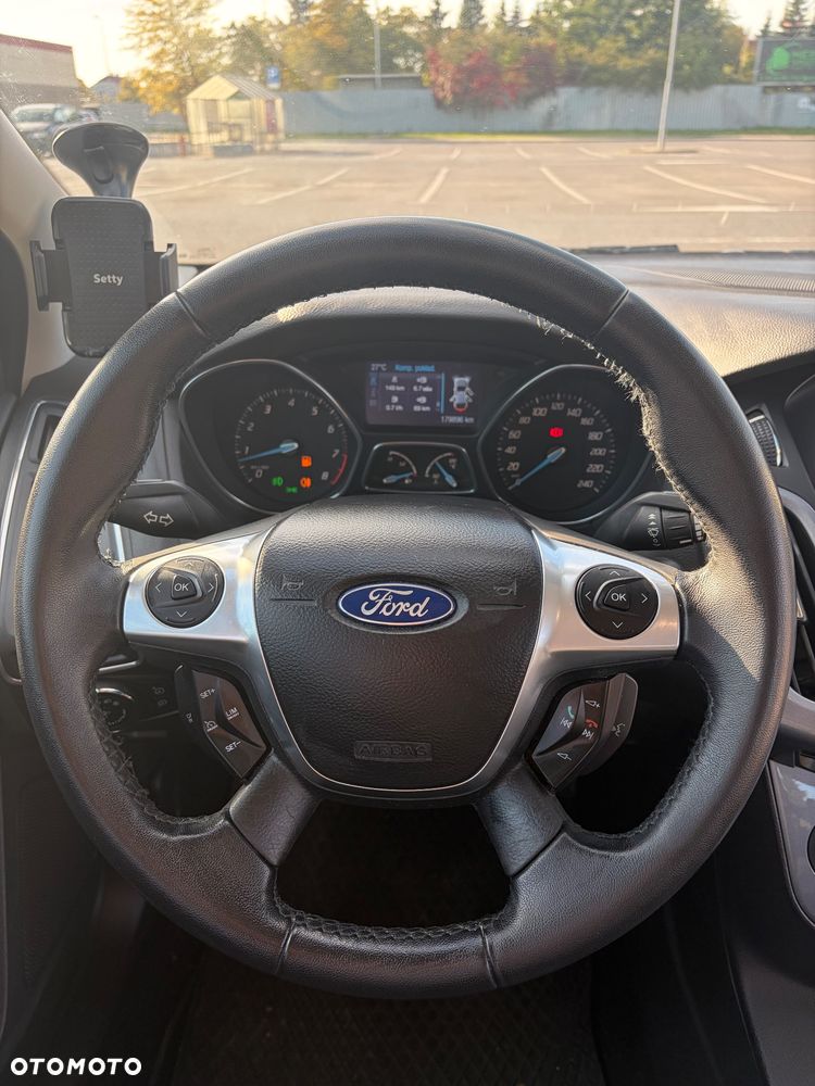 Ford Focus 1.6 EcoBoost Titanium - 10