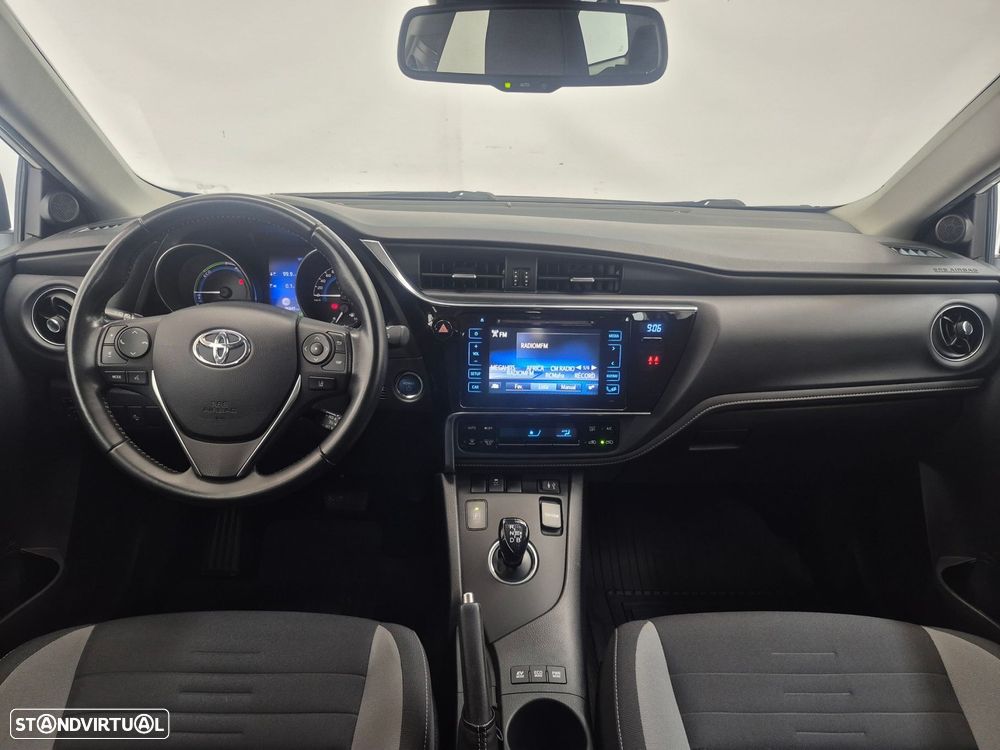 Toyota Auris Touring Sports 1.8 HSD Freestyle - 8