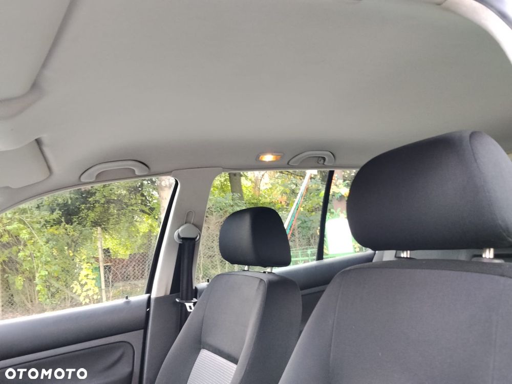 Volkswagen Golf - 13