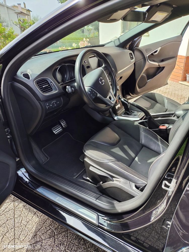 Volvo V40 1.5 T3 Sport Edition R Geartronic - 9
