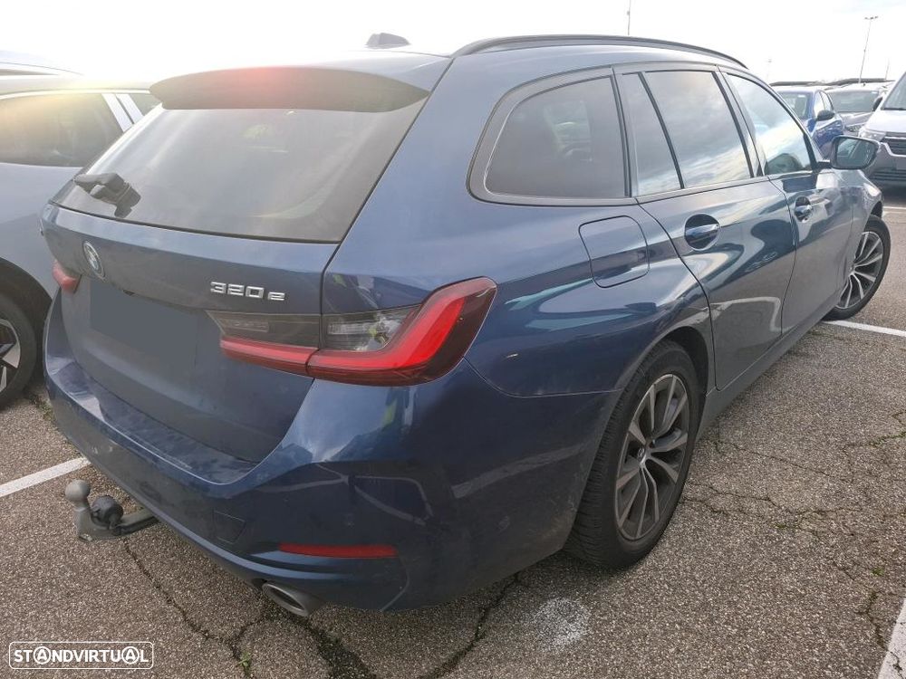 BMW 320 e Aut. - 2