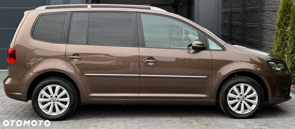 Volkswagen Touran 2.0 TDI DPF Comfortline - 4