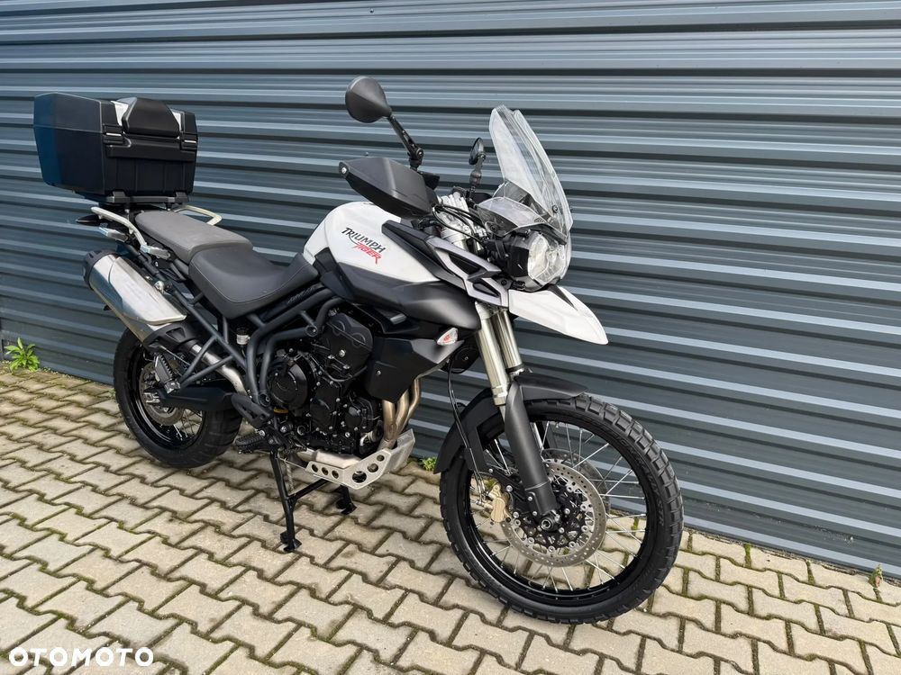Triumph Tiger - 1