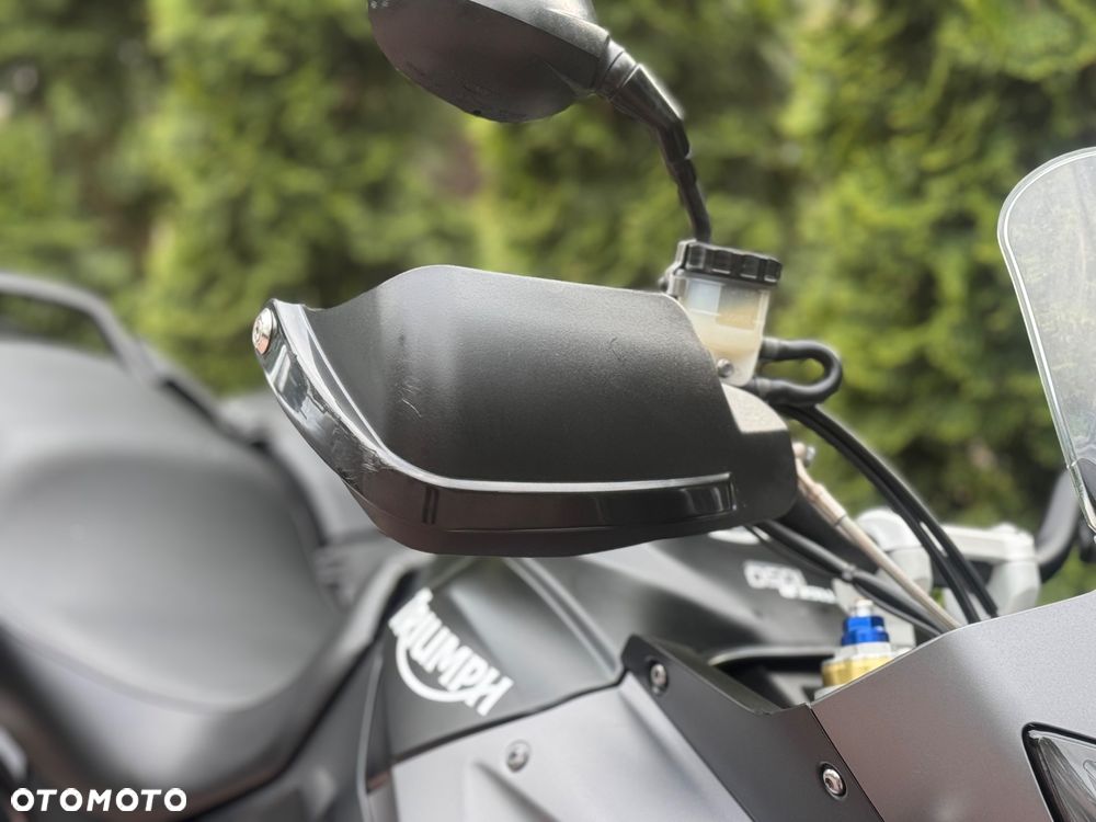 Triumph Tiger - 24