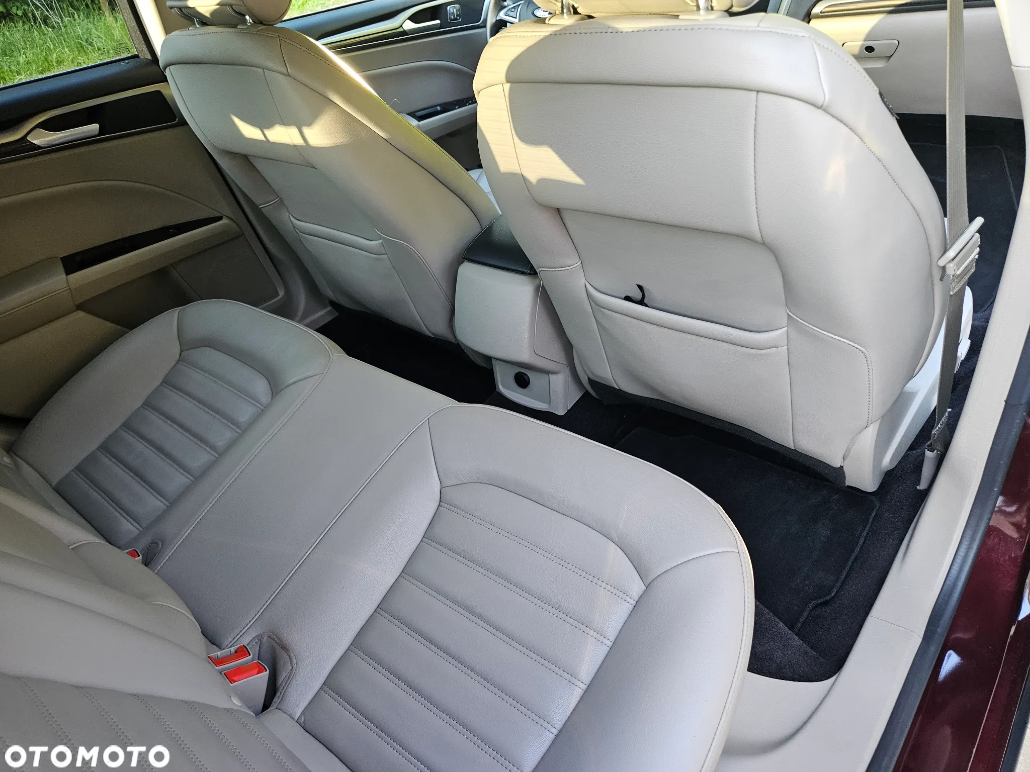 Ford Fusion 2.0 EcoBoost Titanium - 11