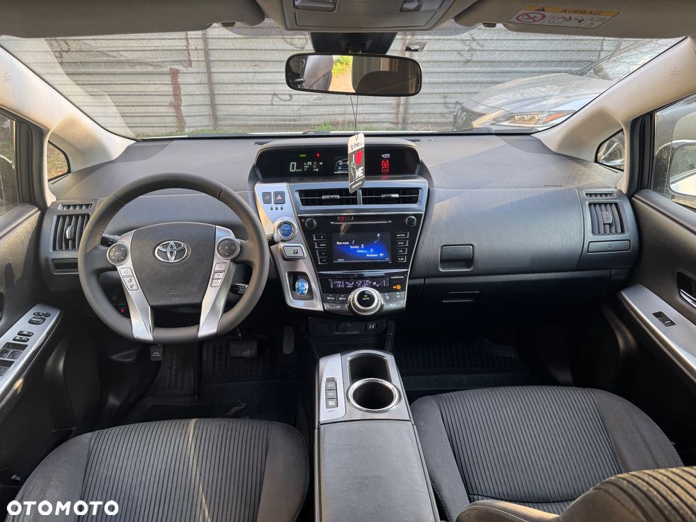 Toyota Prius+ - 16