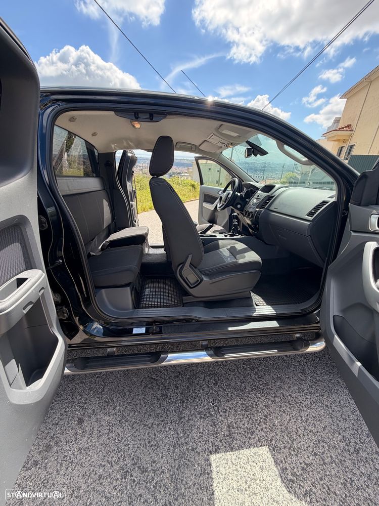 Ford Ranger XLT - 35