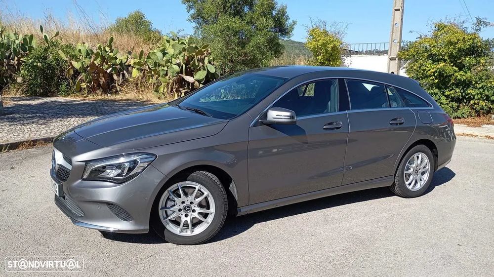 Mercedes-Benz CLA 180 d Shooting Brake - 13