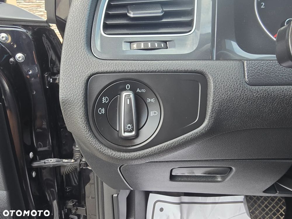 Volkswagen Golf 1.6 TDI BMT Highline DSG - 30