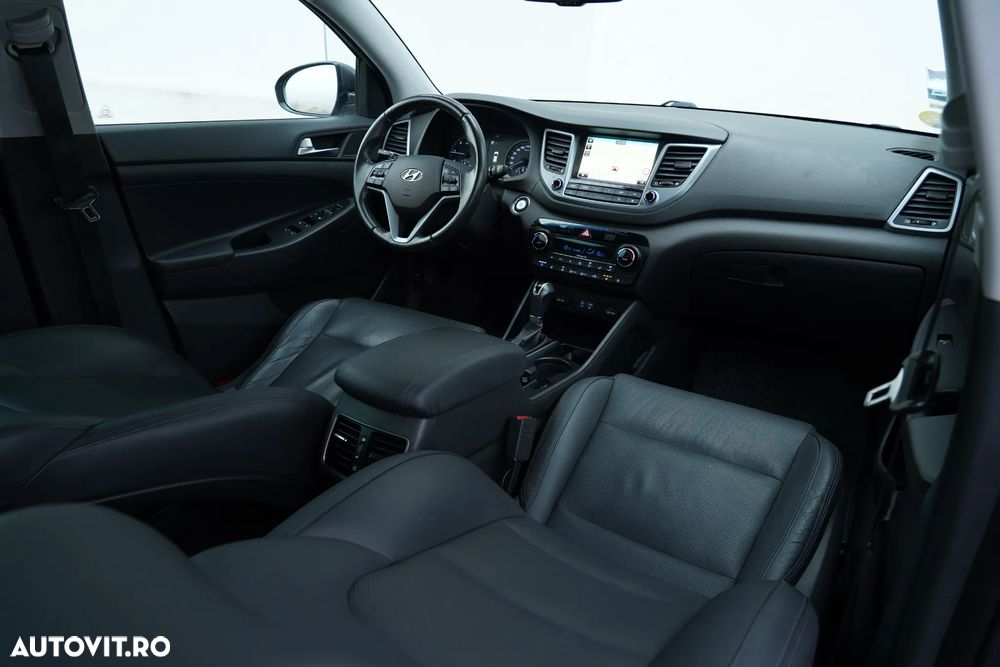 Hyundai Tucson 2.0 CRDI 4WD Automatik Style - 11