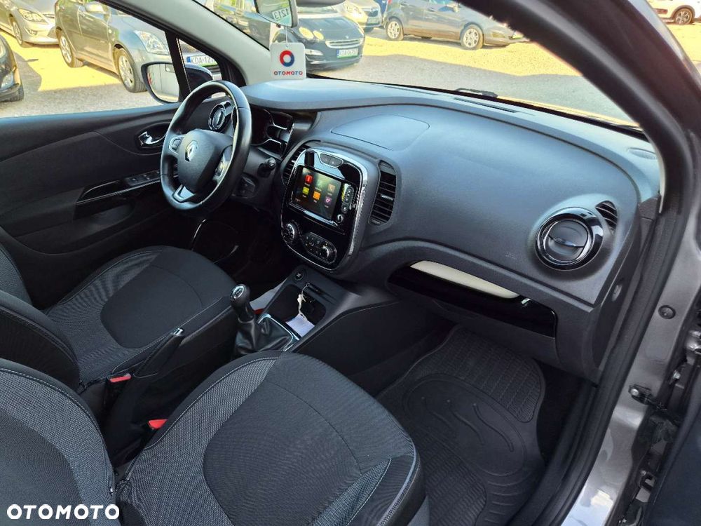Renault Captur - 22