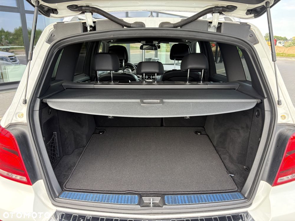Mercedes-Benz GLK 350 4Matic (BlueEFFICIENCY) 7G-TRONIC - 17