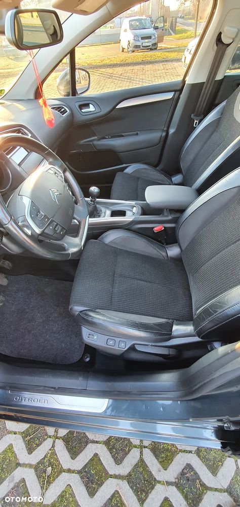 Citroën C4 2.0 HDi Exclusive - 26