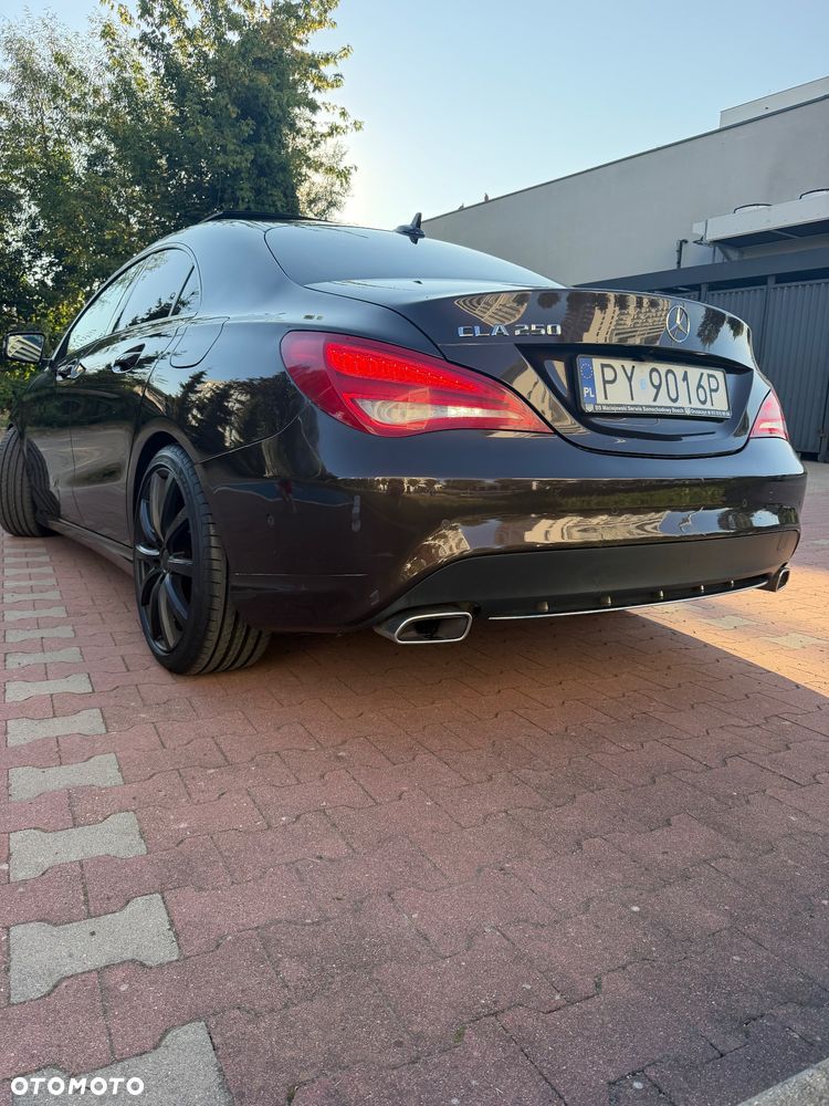 Mercedes-Benz CLA 250 Sport 7G-DCT - 6